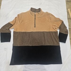 Capacity Woman. Women's Tan and Black Zip-Up Sweater 1x
